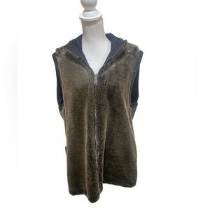 Marc New York reversible taupe brown faux fur black nylon zip up vest sz large